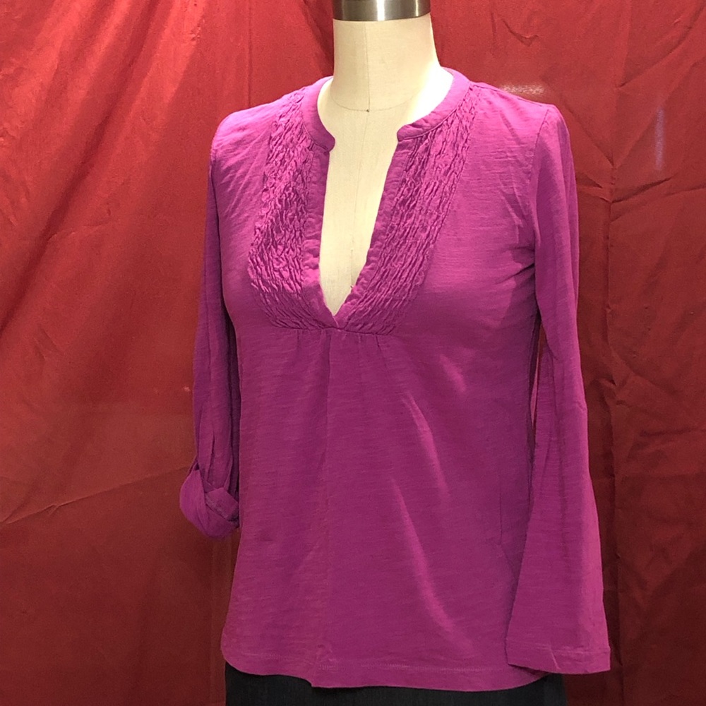 LOFT Deep V-Neck Roll Sleeve T-Shirt XS Petite